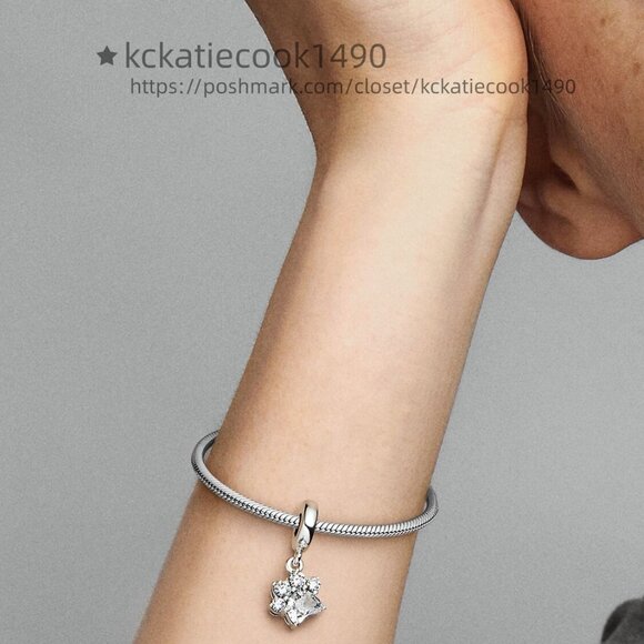 Pandora Sparkling Pet Paw Print Dangle Charm - Picture 4 of 5